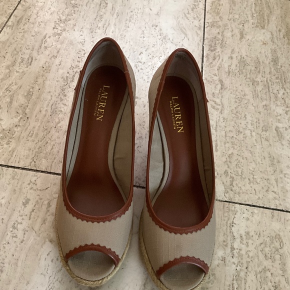 Tan and leather trim peep toe Lauren by Ralph Lauren Wedges - worn once - Picture 1 of 4